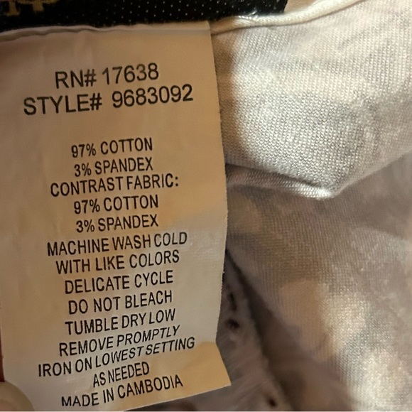 DBY‎ Floral Cotton Dress - Picture 9 of 9